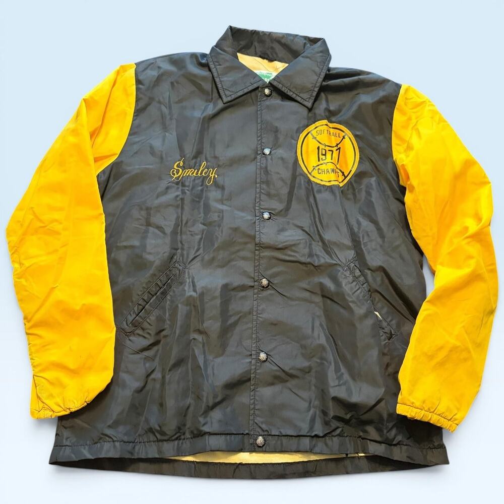 Vintage Maple Jacket Mens Medium Black Yellow Softball 1977 Champs Windbreaker